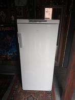 Goedwerkende vriezer merk aeg, Witgoed en Apparatuur, Vriezers en Diepvrieskisten, Ophalen of Verzenden, Zo goed als nieuw, Minder dan 60 cm