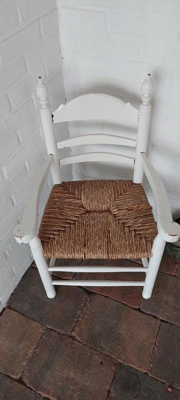 Ouderwets Kinderstoeltje met Rieten Zitting beschikbaar voor biedingen