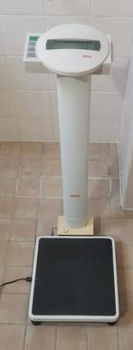 Seca 799 digitale kolomweegschaal, Witgoed en Apparatuur, Weegschalen, Ophalen, Gebruikt, 1 tot 500 gram, 100 kg of meer