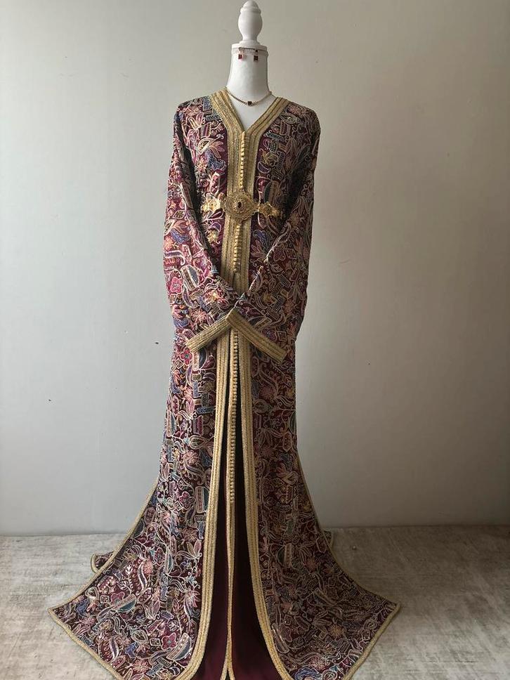 Takchita te HUUR, Kleding | Dames, Gelegenheidskleding, Zo goed als nieuw, Overige typen, Maat 46/48 (XL) of groter, Blauw, Ophalen