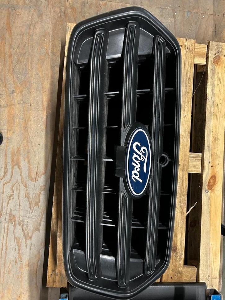 Ford Transit Grill, Auto-onderdelen, Carrosserie en Plaatwerk, Bumper, Ford, Voor, Nieuw, Ophalen