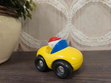 Vintage Ambi Toys speelgoed gele auto  beschikbaar voor biedingen