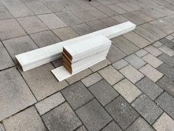 houten delen beschikbaar voor biedingen