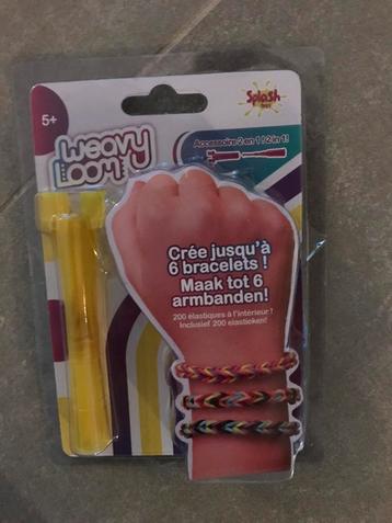 Nieuwe verpakking met loom elastiekjes te koop beschikbaar voor biedingen