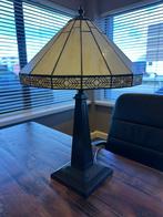 Tiffany Stijl Lamp met Geometrisch Design tafellamp, Huis en Inrichting, Lampen | Vloerlampen, Ophalen, Zo goed als nieuw, Glas