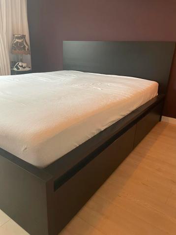 Malm Ikea bed zwart 160x200, + matras + bedlades - afbeelding 2