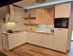 Showroomkeuken Alpin wit / Eiken montreal, Ophalen, WaldstraÃŸe 53 Verl, Wit, Hoekkeuken