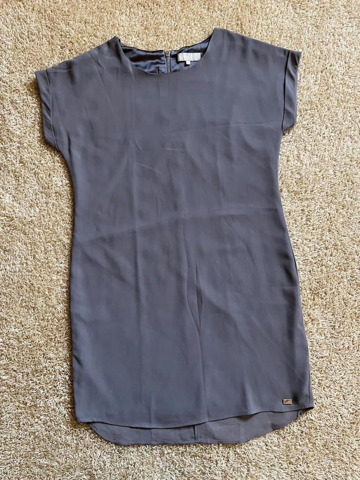 JOSH V jurk grijs/taupe mt. M, Kleding | Dames, Jurken, Zo goed als nieuw, Maat 38/40 (M), Grijs, Boven de knie, Ophalen of Verzenden