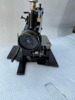 Zeldzame vintage Union Special lockmachine  Uniek verzamelob, Hobby en Vrije tijd, Naaimachines en Toebehoren, Ophalen, Lockmachine