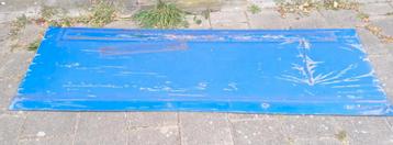 2 kunststofplaten van 78 x 230 cmt beschikbaar voor biedingen