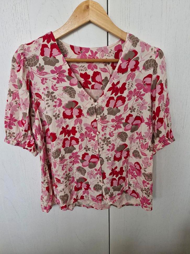 Freequent top shirt blouse maat m, Kleding | Dames, T-shirts, Zo goed als nieuw, Roze, Korte mouw, Ophalen of Verzenden