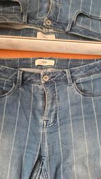 Krijtstreep jeans, dames model Maat 40, Kleding | Dames, Spijkerbroeken en Jeans, Ophalen of Verzenden, Zo goed als nieuw, Zwart