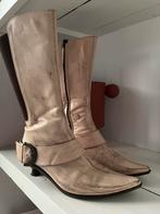 Beige roze laars merk VICMATIE maat 38, Ophalen of Verzenden, Zo goed als nieuw, Beige