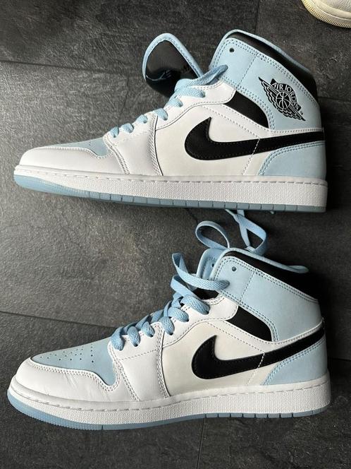 Air jordan 1 Mid Ice Blue 44 nieuwstaat, Kleding | Heren, Schoenen, Nieuw, Sneakers of Gympen, Overige kleuren, Ophalen of Verzenden
