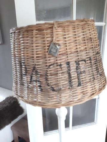 staande vloerlamp van riviera maison  beschikbaar voor biedingen