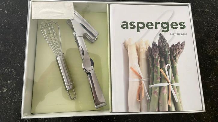 Asperges - Het Witte Goud Kookboek, Boeken, Kookboeken, Zo goed als nieuw, Voorgerechten en Soepen, Europa, Gezond koken, Ophalen of Verzenden