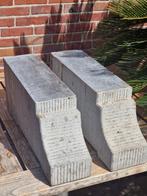 2 stuks console van hardsteen, sierelementen, Ophalen of Verzenden, Zo goed als nieuw