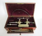 Antiek Pivot klok/horlogemakers polijstinstrument in doos., Ophalen of Verzenden