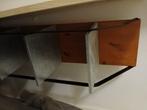Vitrine, Ophalen, Met plank(en), Minder dan 50 cm, 100 tot 150 cm