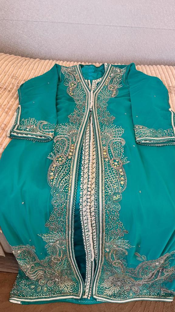 Prachtige Marokkaanse Takchita, Kleding | Dames, Carnavalskleding en Feestkleding, Zo goed als nieuw, Kleding, Huwelijk, Maat 38/40 (M)