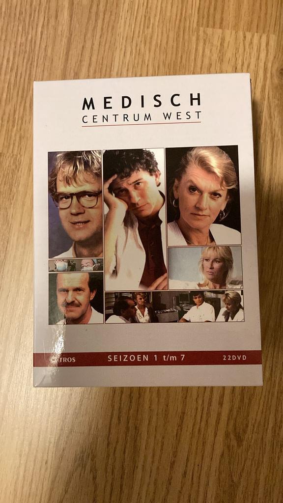 Medisch Centrum West - Seizoen 1 t/m 7 DVD Box, Verzamelen, Speelkaarten, Jokers en Kwartetten, Zo goed als nieuw, Ophalen