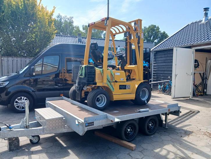 Te huur terrein heftruck huren. 1500kg, Doe-het-zelf en Verbouw, Overige Doe-het-zelf en Verbouw, Ophalen