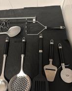 Keukengerei Set incl. Ophangstang & Haakjes, Ophalen, Zo goed als nieuw