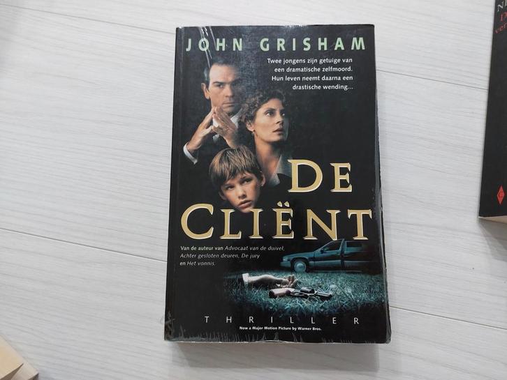 De Cliënt - John Grisham Thriller, Boeken, Thrillers, Gelezen, Nederland, Ophalen of Verzenden