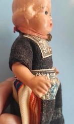 Oud Celluloid Klederdracht Popje - 1965, Antiek en Kunst, Antiek | Speelgoed, Ophalen