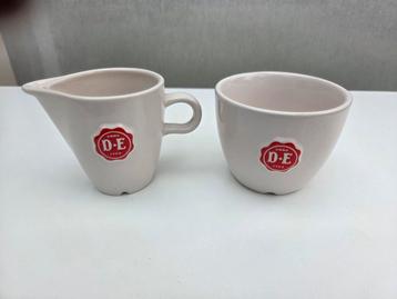 DE Melkkannetje & Suikerpot beschikbaar voor biedingen
