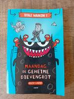 Totale Waanzin 1 - Maandag de geheime dievengrot, Ophalen, Zo goed als nieuw, Ralph Lazar, Fictie algemeen