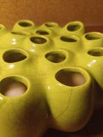 Groene lotus vaas., Ophalen of Verzenden, Minder dan 50 cm, Groen, Glas