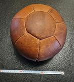 Antieke, vintage leren medicinbal. Zeer decoratief., Ophalen of Verzenden, Gebruikt, Buitenlandse clubs, Shirt