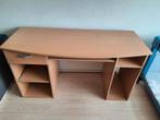 Net bureau, lichte gebruikssporen. 140X76cm, Huis en Inrichting, Bureaus, Ophalen, Gebruikt, Bureau