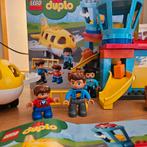 LEGO Duplo 10871 Vliegveld - Complete Set met Doos, Kinderen en Baby's, Speelgoed | Duplo en Lego, Ophalen of Verzenden, Zo goed als nieuw