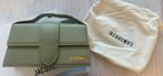 Jacquemus tas, Sieraden, Tassen en Uiterlijk, Tassen | Damestassen, Ophalen of Verzenden, Zo goed als nieuw, Zwart