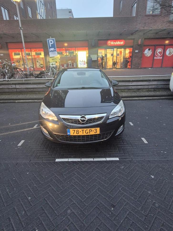 Opel Astra 1.4 Turbo Ecotec 88KW 5D 2012 Zwart, Auto's, Opel, Astra, Benzine, B, Hatchback, Handgeschakeld, Origineel Nederlands