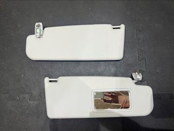 Vw up zonneklep beschikbaar voor biedingen