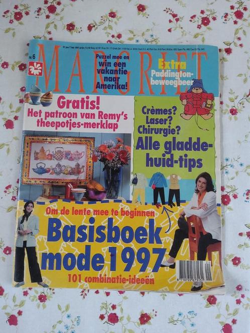 Vintage retro Margriet basis boek van 1997, Boeken, Hobby en Vrije tijd, Zo goed als nieuw, Ophalen of Verzenden