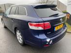 Toyota Avensis Wagon 2009 * 1.8 VVTi Panoramic *, Auto's, 15 km/l, Blauw, Parkeersensor, Handgeschakeld
