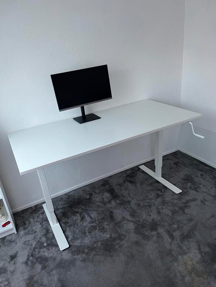 IKEA Trotten bureau Onderstel, Huis en Inrichting, Bureaus, Gebruikt, Stabureau, In hoogte verstelbaar, Ophalen