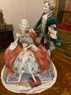 Prachtige groep porselein uit Italië 47 cm hoog, Antiek en Kunst, Antiek | Porselein, Ophalen