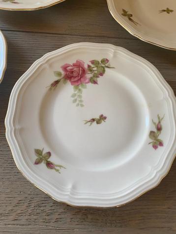 Rosenthal 4 gebaksbordjes – Chippendale met rozenmotief beschikbaar voor biedingen