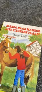 Bianca naar Manege 'Het Zilveren Paard' - Yvonne Brill, Ophalen of Verzenden, Gelezen, Fictie algemeen