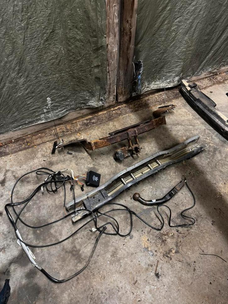 Alfa Romeo 159 afneembare trekhaak, Auto-onderdelen, Trekhaken, Ophalen of Verzenden