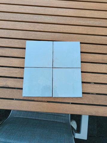 Wandtegels gebroken wit 10x10cm - 66 stuks beschikbaar voor biedingen