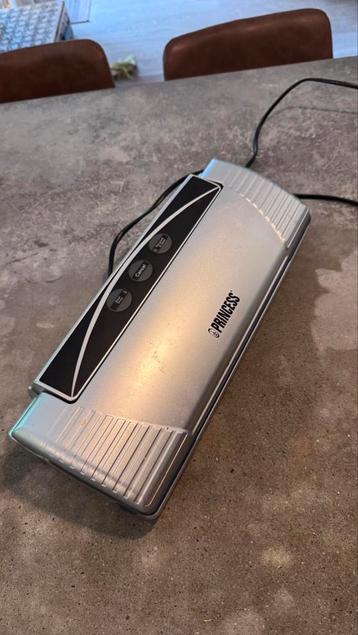 Sous-Vide set (Anova Precision + Princess Vacuum Sealer) beschikbaar voor biedingen