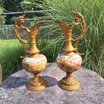 Twee Grote Decoratieve  Karaffen / Vazen. Samen15.-, Ophalen