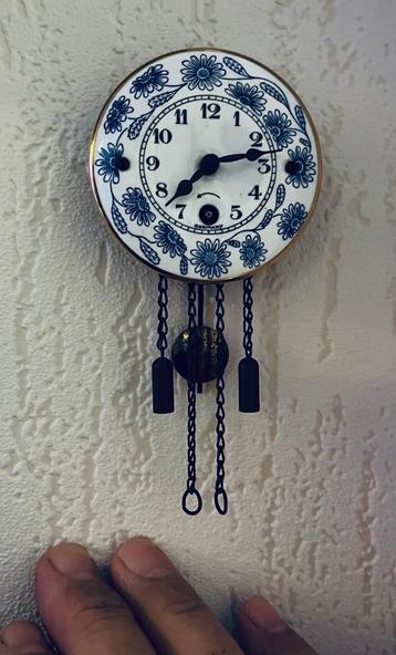 Prachtig Wintermantel miniatuur klokje - perfecte conditie beschikbaar voor biedingen