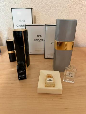 Parfumflesjes oa chanel, dior beschikbaar voor biedingen